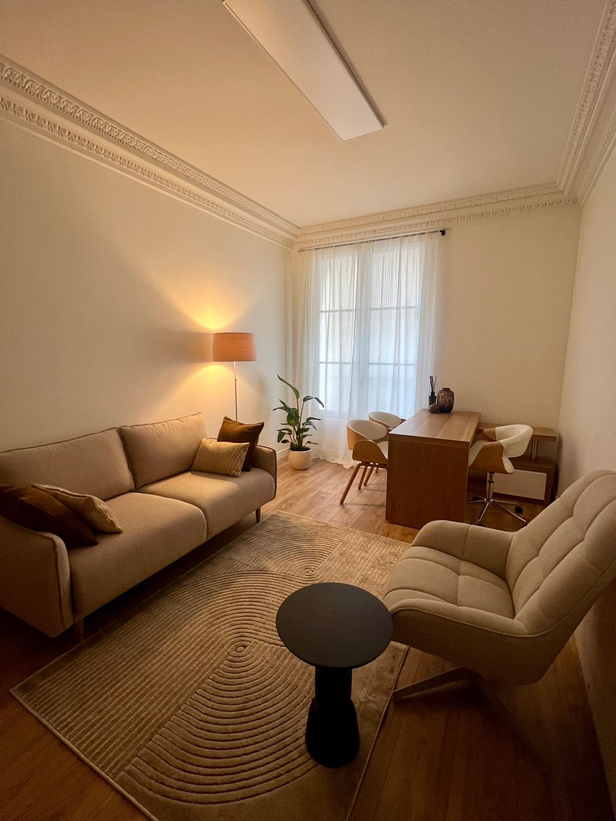 Salle de consultation du cabinet de Diane Sabbag, Paris 16e